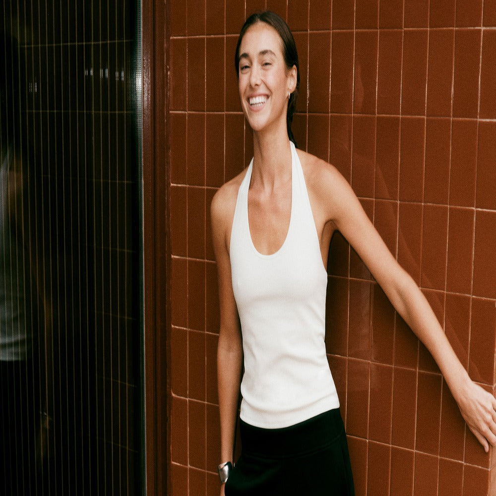 Pose Seams Tank